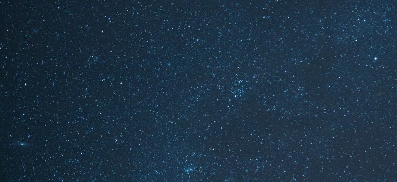 Cielo nocturno estrellado